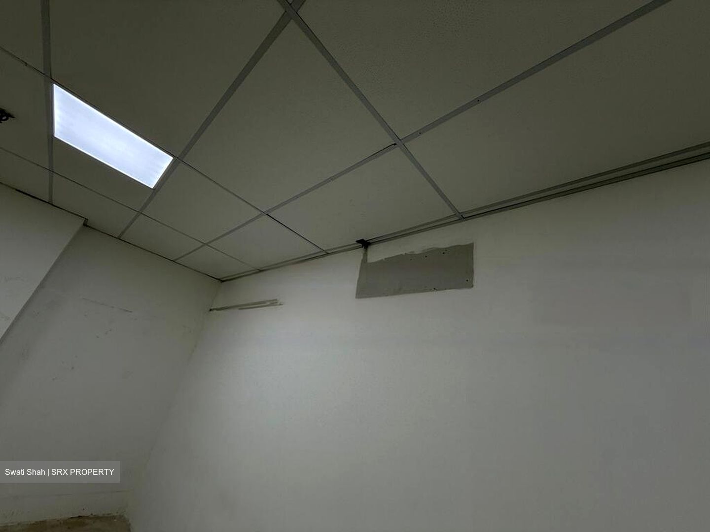 Textile Centre (D7), Office #485713051